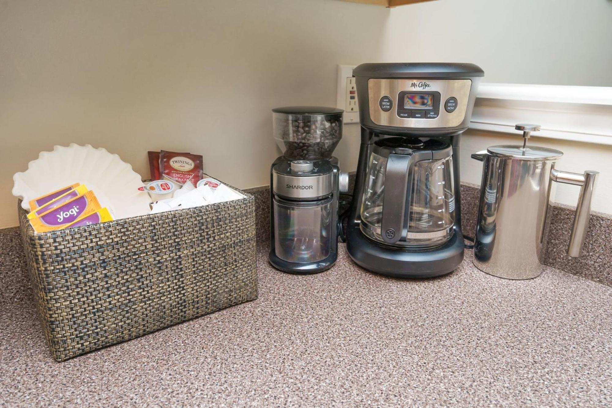 Lux Townhouse, Walk To All, Sleeps 6 Adults Louisville Esterno foto